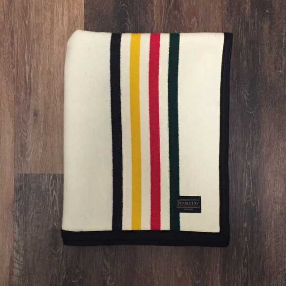 Pendleton Other - Pendleton Wool Throw Blanket (64 x 52)